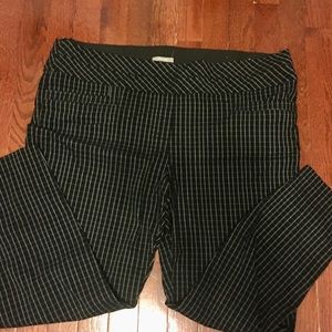 Maurices Capri pants plus size 22 regular